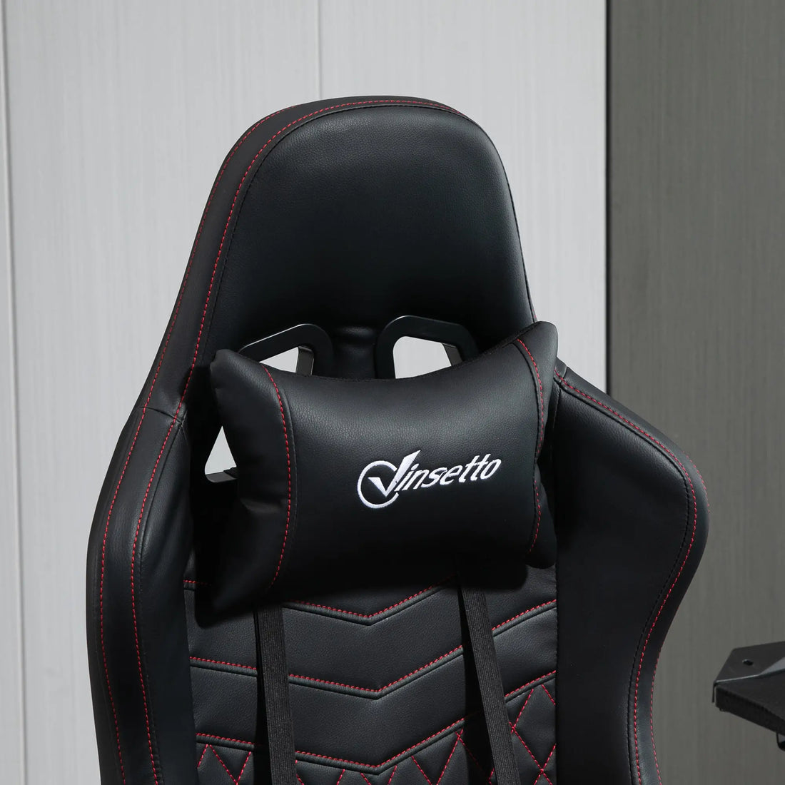 The Best Gaming Chairs for Long Sessions: Comfort Meets Performance