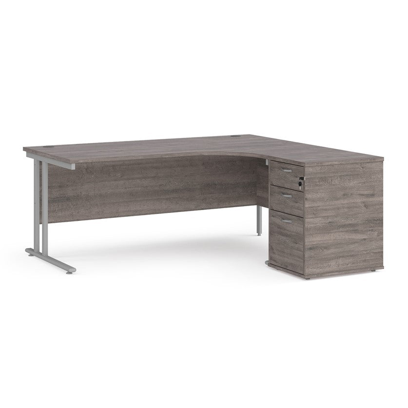 Maestro 25 Right Hand Desk with Pedestal | Chilli Seating
