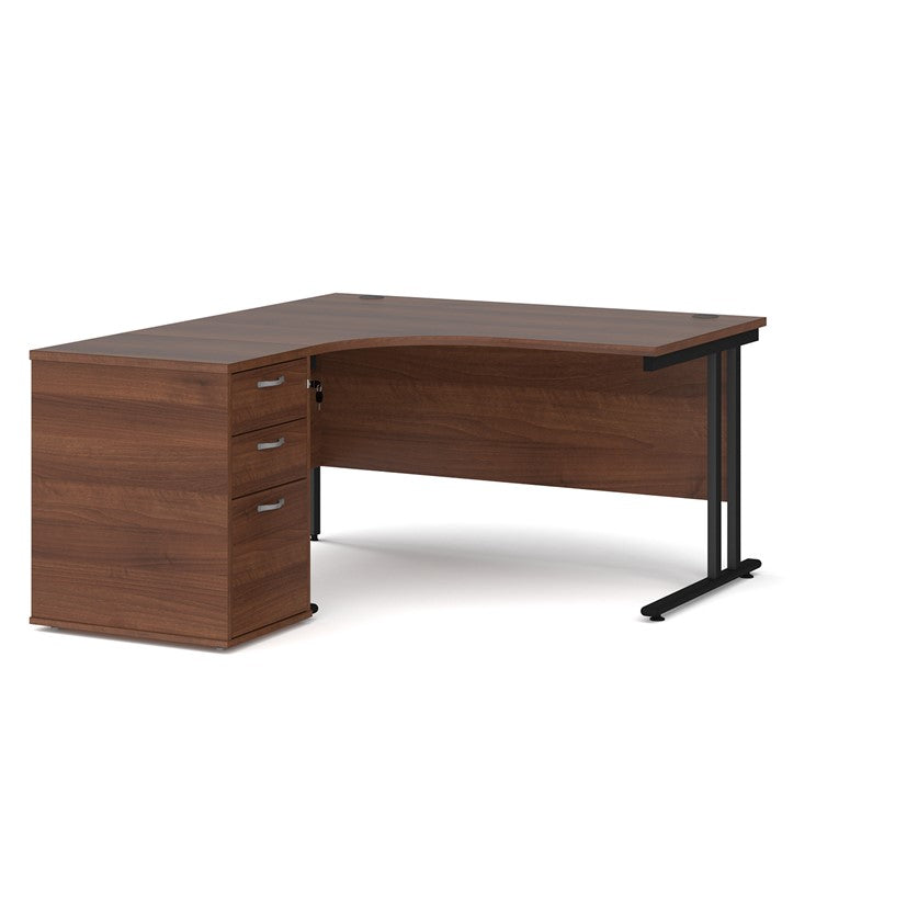 Maestro 25 left hand desk with pedestal